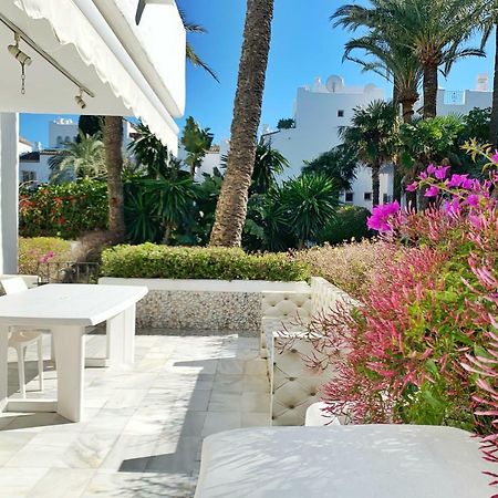 Alcazaba Beach Apartment 3302 エステポナ エクステリア 写真