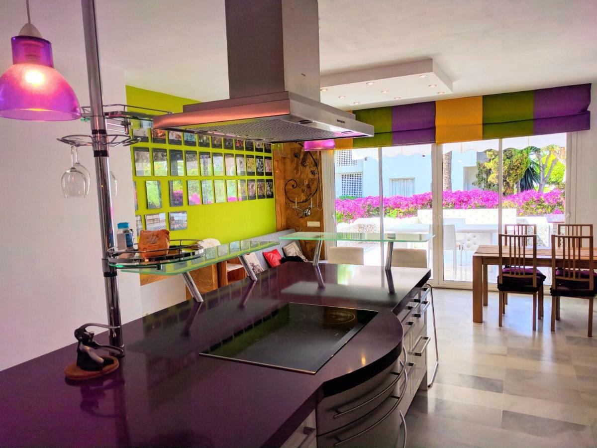 Alcazaba Beach Apartment 3302 エステポナ エクステリア 写真