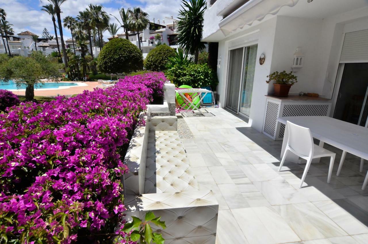 Alcazaba Beach Apartment 3302 エステポナ エクステリア 写真