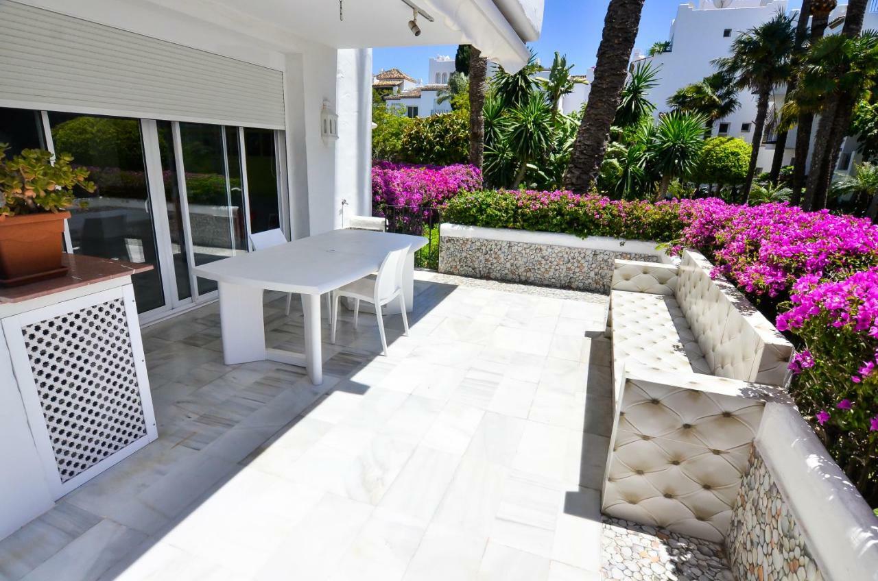 Alcazaba Beach Apartment 3302 エステポナ エクステリア 写真