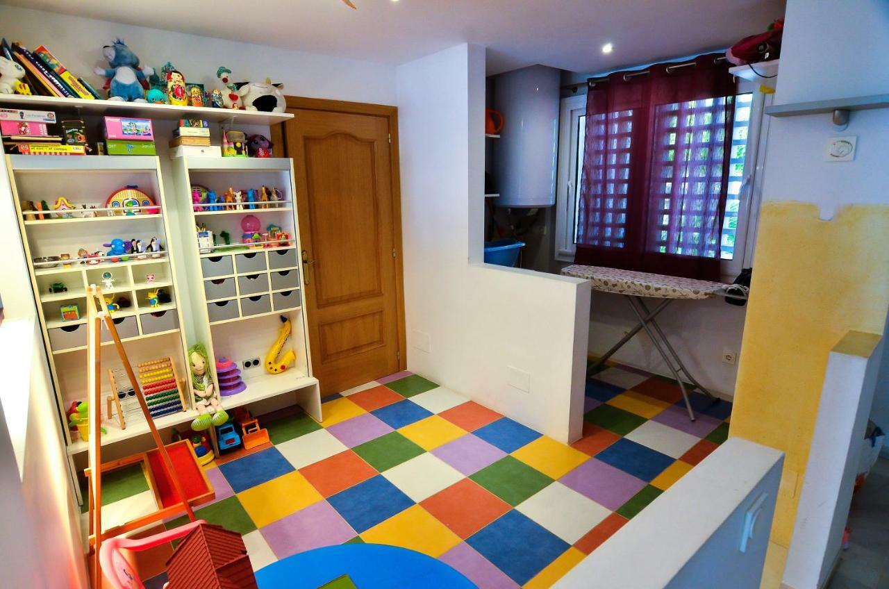 Alcazaba Beach Apartment 3302 エステポナ エクステリア 写真